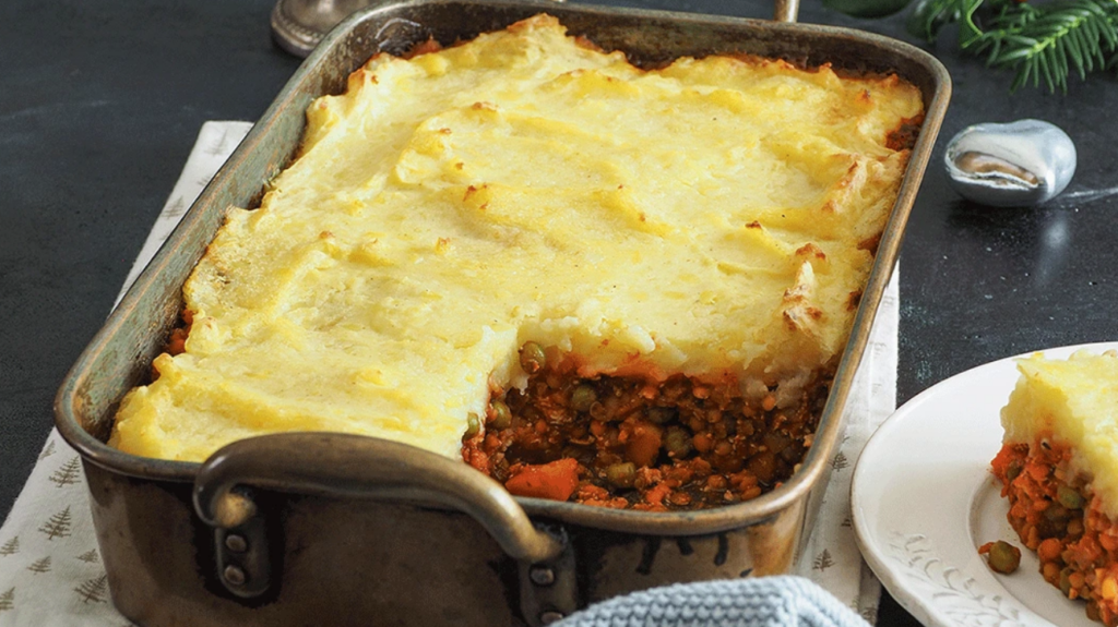 Vegetarischer Shepherds Pie mit Cheddarsoße - VITAM Hefeprodukt GmbH Vegetarischer Shepherds Pie mit Cheddarsoße - VITAM Hefeprodukt GmbH